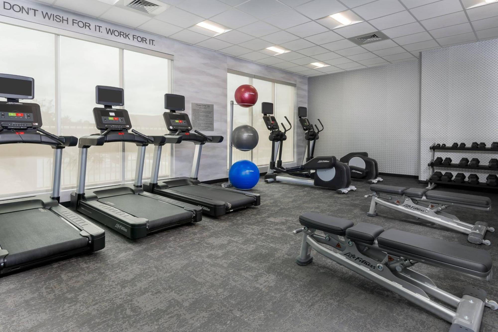 Fairfield Inn & Suites Charlotte Монро Екстер'єр фото